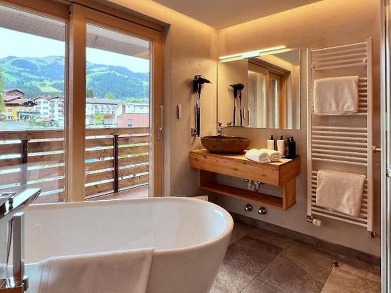 5B7855697B181A1DA8E004959AE639EF