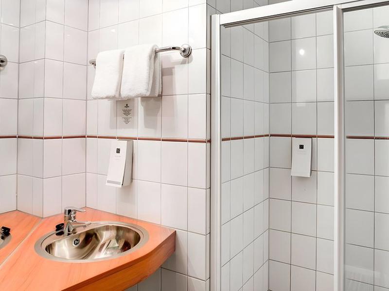 332DC73FCFDDF5D9AB411FAC922C38D8