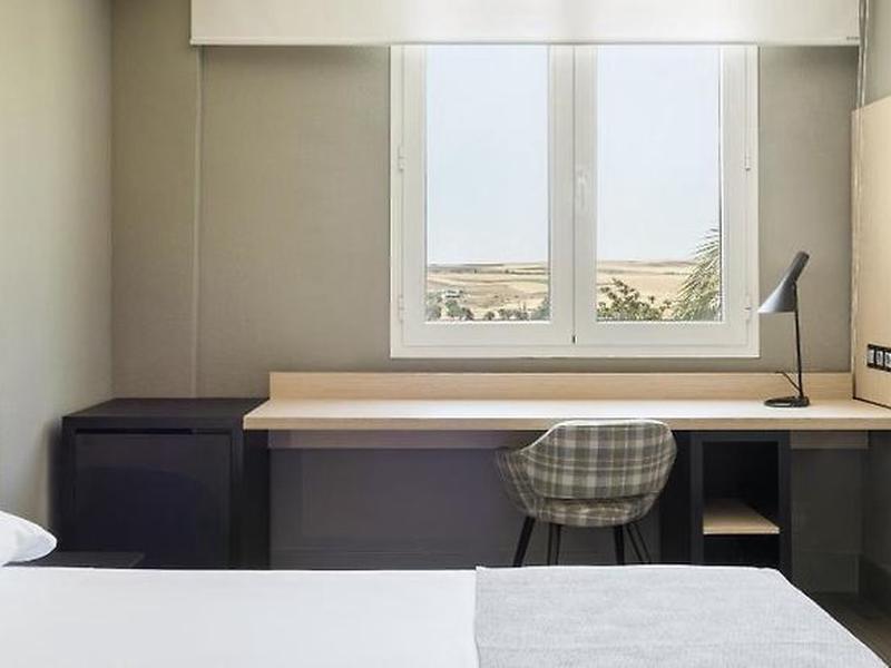 9F688448E15A8CAEF58B3D8F86A9CF08