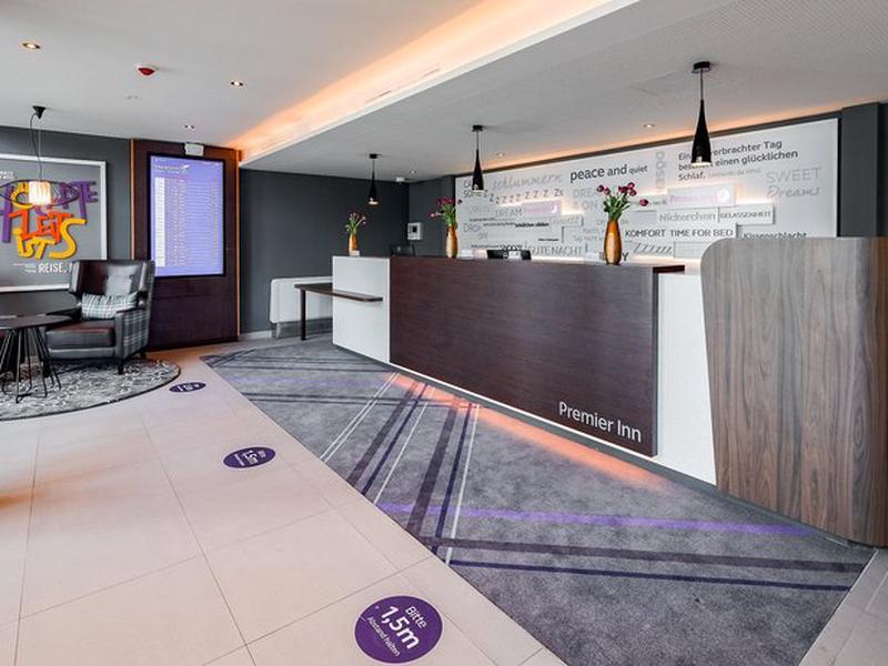 03E39172BCEBE49C717E9660CB8674ED