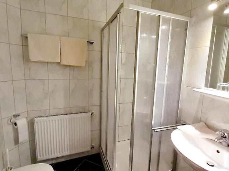 67141EC2ECD46AFBB7DBFF1CC39D0E90