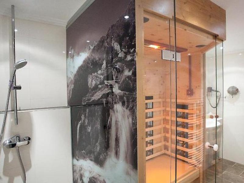 0425CCFC24B9C79B398C3C895B9905AC