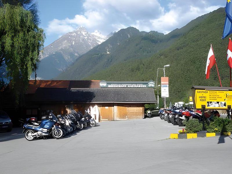 4C8658E81A88CE34AEB19E232FA9CA47