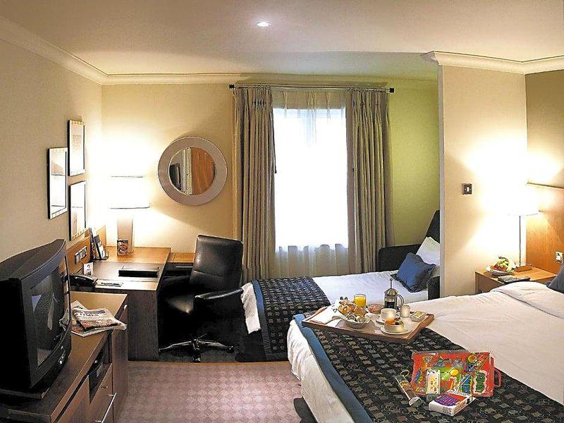 9D17E96FFFFC05E87DF1CF262E8F0949