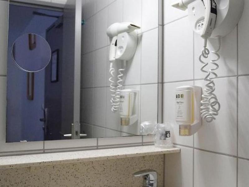 6D43A26568FC5E478CE544E6406C62BF