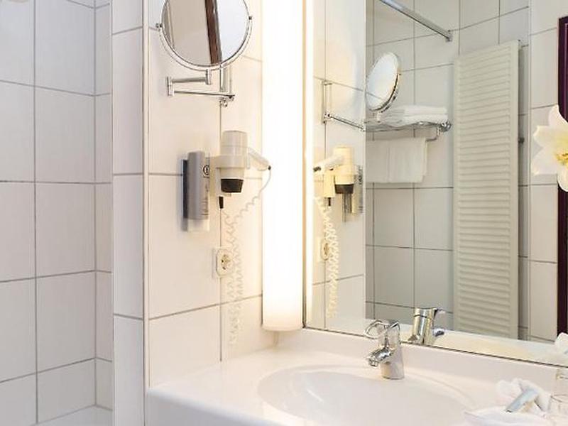 9B8C183F7C9439A730B9DE38B75C0114