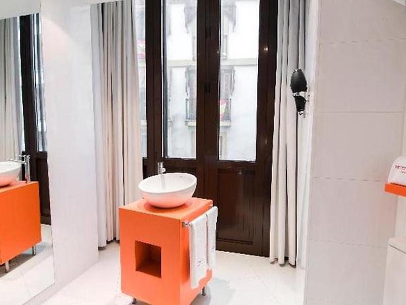 4B7E62FC9EB0448024BEE8A72854082D