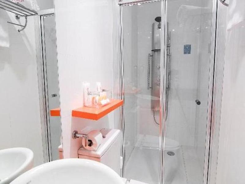 F1093E0BB96707F5B11E612942E0C386