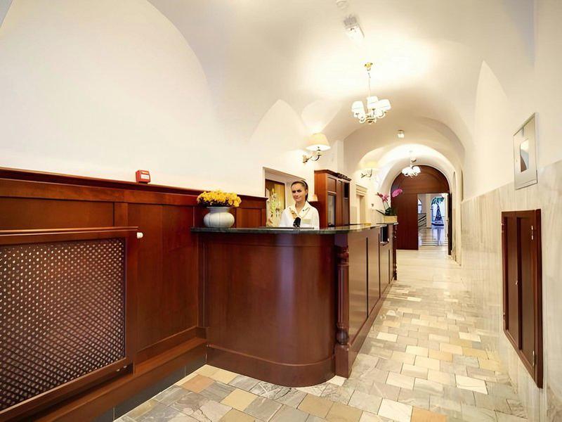 EED851172403D3A7F16E86C7E415BAA5