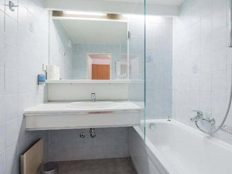 F484B7FAD50AA68FE5B1031EA6520AC8