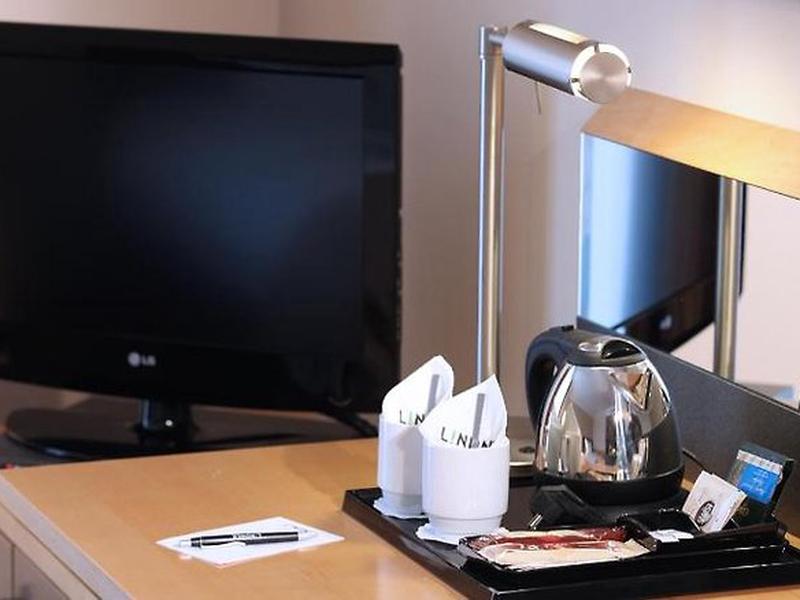 B5D2F3E9AA741738BBF0F359B1748524