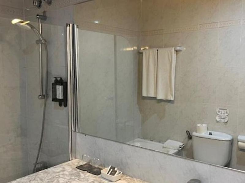 CCFCEF222CE4944C552F2BA740DFA5AF