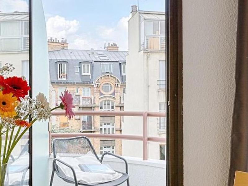 4D3F664BC06BBA05549F82E13A4D9996