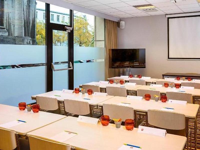 20F3EB3CA88B4B514B3E9568B781681B