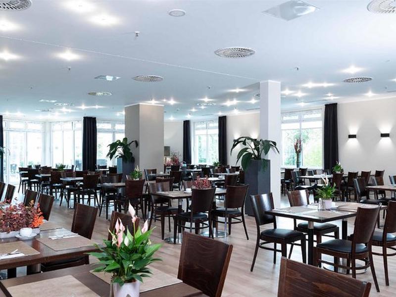 CE945A370B91A819C0DF4686E6ADEE86