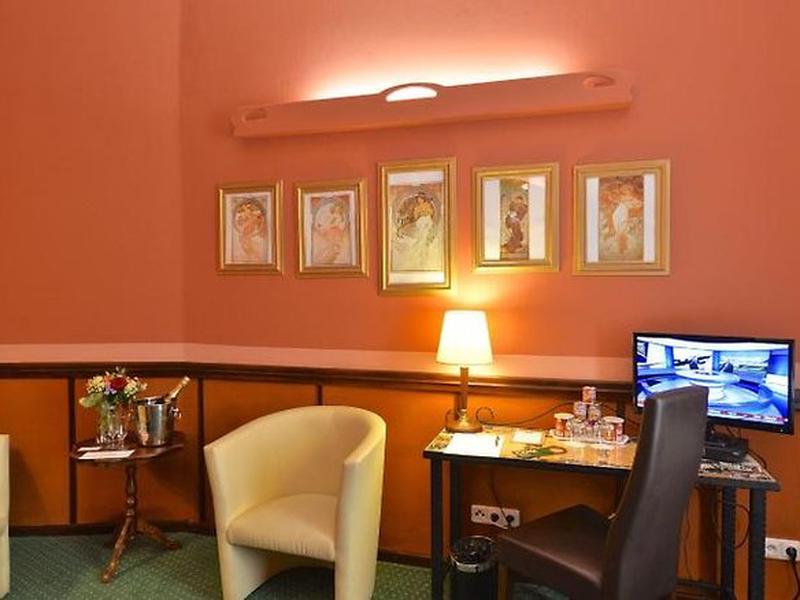 B540A9EA3F3F63F0E27A4968658A84AB