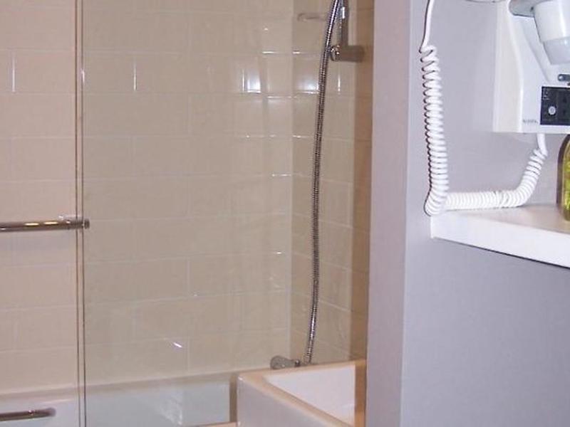 92153F79E41E4DAF73C7FE29DBF2EC32