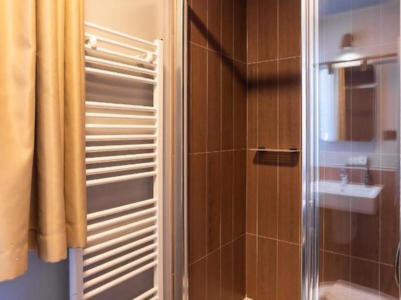 27746C670204418803464AD2062E23CB