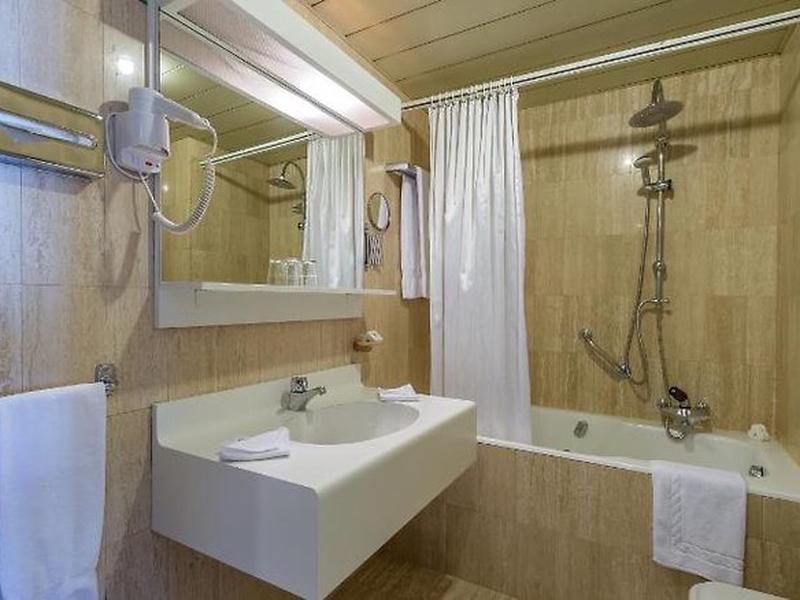 11765A478CA4030E3AD1662C8A109595