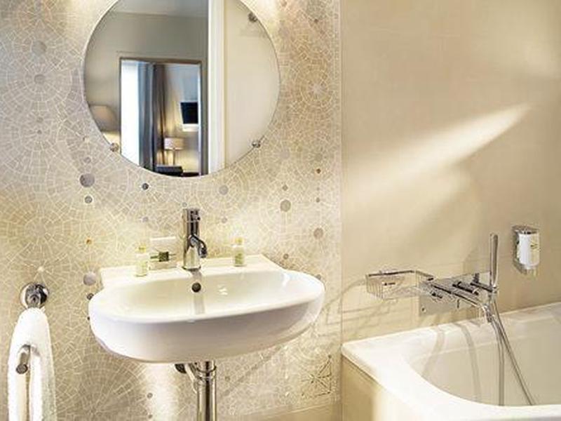 E7A7F42F43BDBEA872A3FD0EFFF12A86