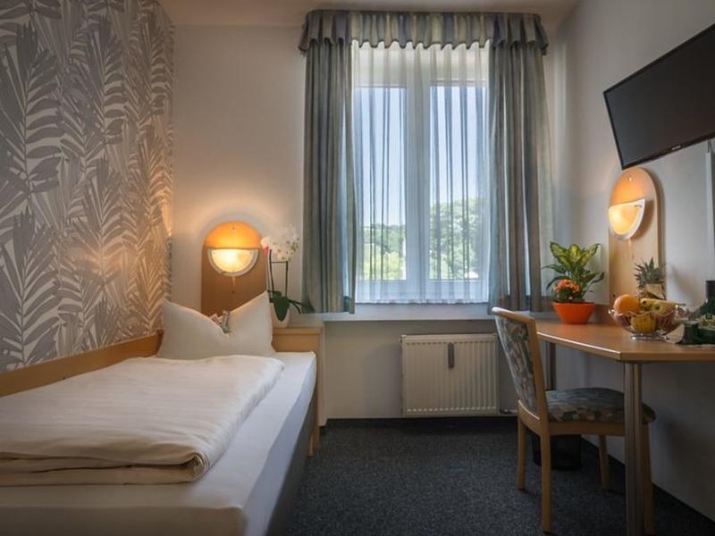 9DE48BE05A91E8D27EEF778ACC02930A