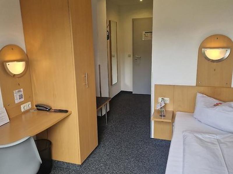 F0C6EA681342929C3D34F9228EFBAAC6