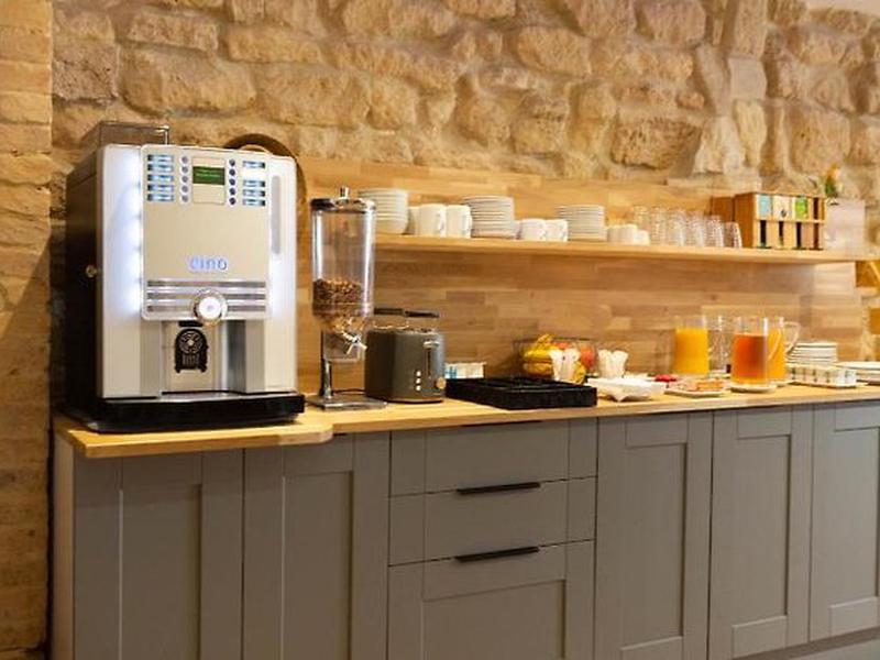 BA0FEAB41092DC7280CFAEBE7F9CCF77