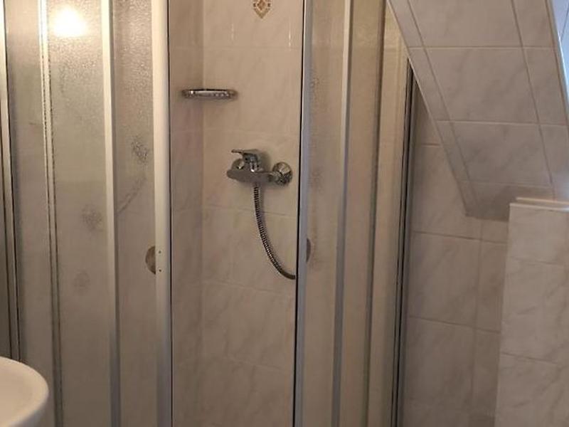 E725D16651B88906B7CBB51B47C0E2C1