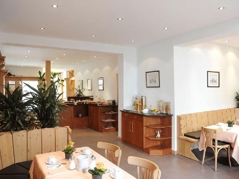 EA4FF2D96DDB85E106FE7FE02897FA15