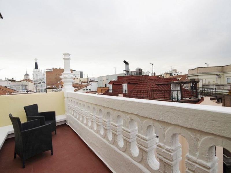 DCC63847A4B6D7B6F5E382C0423D376F