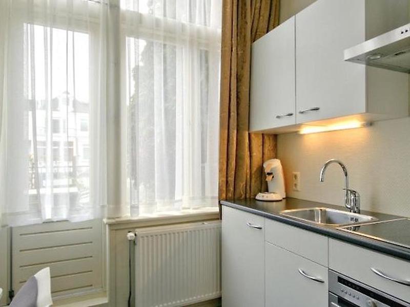 329C4D3501141AA8815A9FEDF7B9B5F0