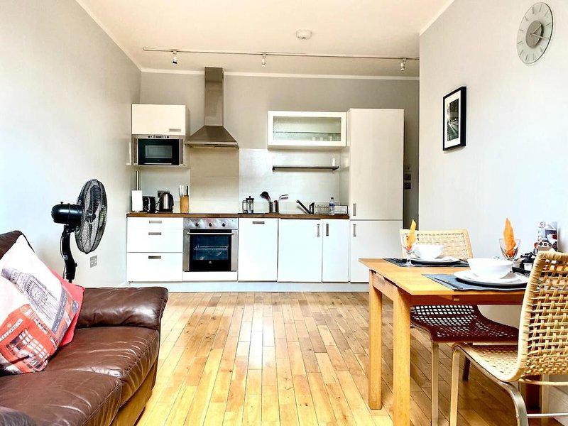 06137B82477661138065B52F31A8E7C8