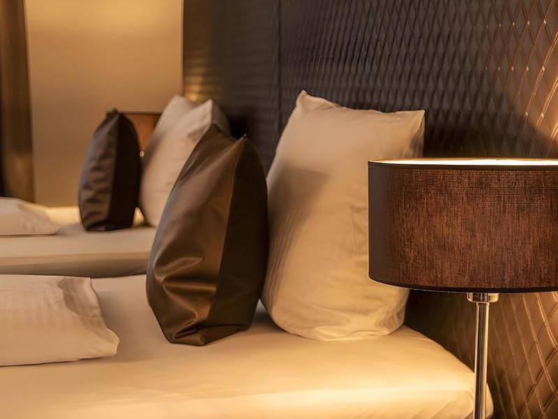 2C13C57D695D9FEF2DEB14F1C75C4601