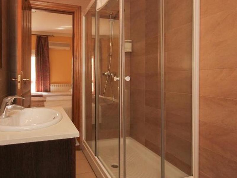 19B18C54D0A7C37233FE6A50DD575C20