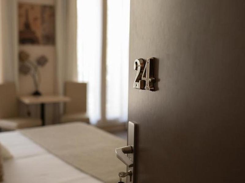 1556F2F7F27BCD0CD374CBD5FE11ADAF