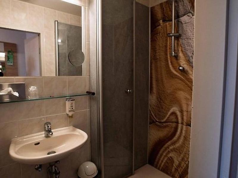 E7420FCFE228AD7BEA17EECEB319A961