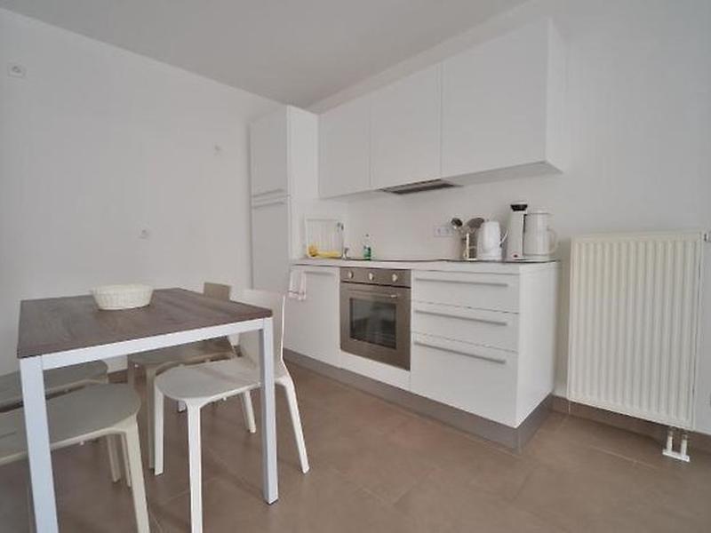 28E4515D9305BDAADBA454F1D322DE0F