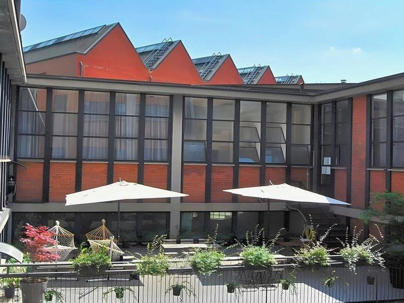 1B645ABCAE0A9F8F8429F408CB8F103B