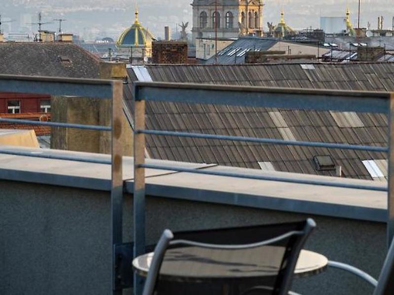 F2045DDAC9355ED5CB88C01EFA943AD7