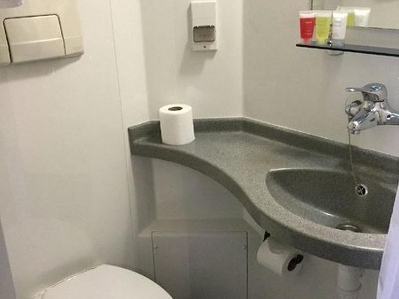 4E4F43FA7AC90D4D976ECE155F1E6FEE