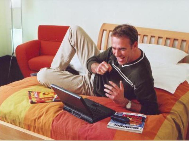 F2AE1C4E52A14E3F7FCD24609D569688