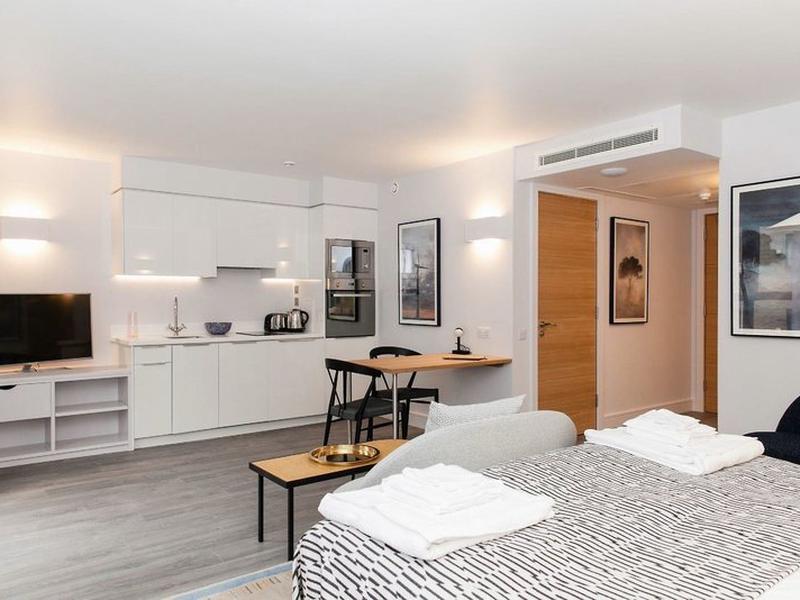 BFF47E387CCFD2AF5D46A45C2E8BC85A