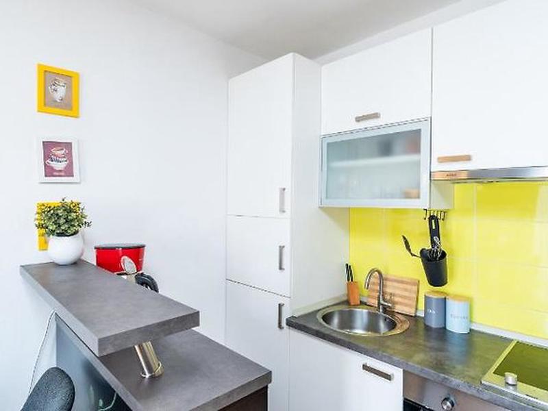 FF51B10F50D663B9A1E52CECC6BA9DEA