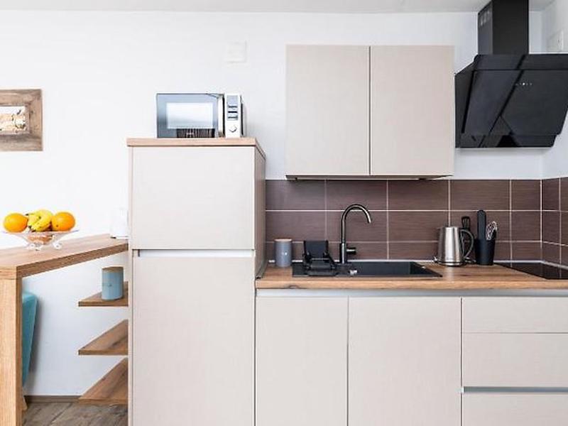 E338B86DC22C0B5DB9C4435E130D49A5