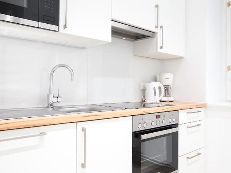 6BDB21DEFABDD1005584B9EE3FA51BF6