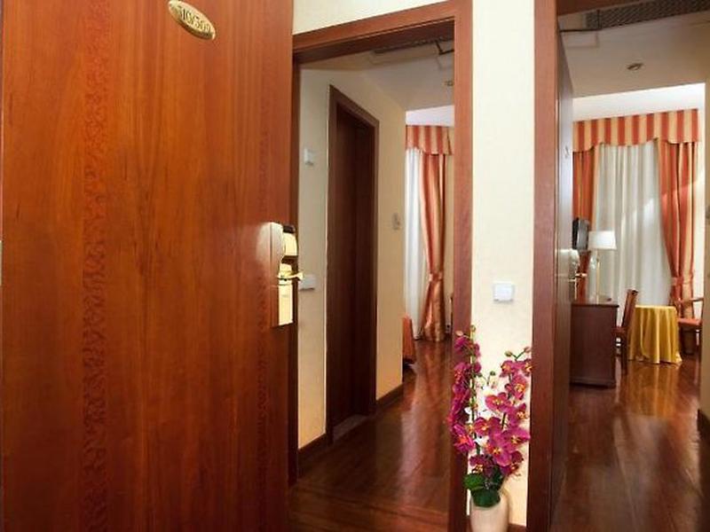 A887F54BD03A465A9B39CDB30E4554C1