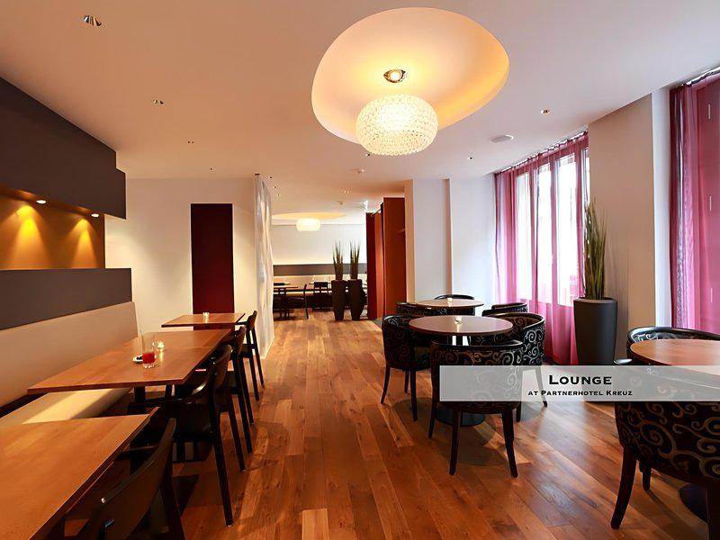 7F6331B27F4DC27EC2C8A21F10532AF7