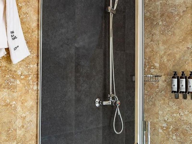 35D59938500E3E2BCE2B9449D9F55943