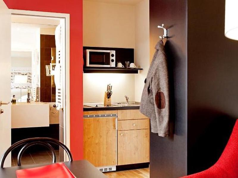 22B5C45B79840022656669284D0FDCDC