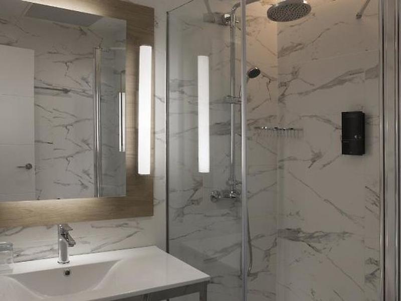 D1462C5BF01034A7B1D90F827F2559B0